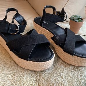 American Eagle Espadrilles 🖤